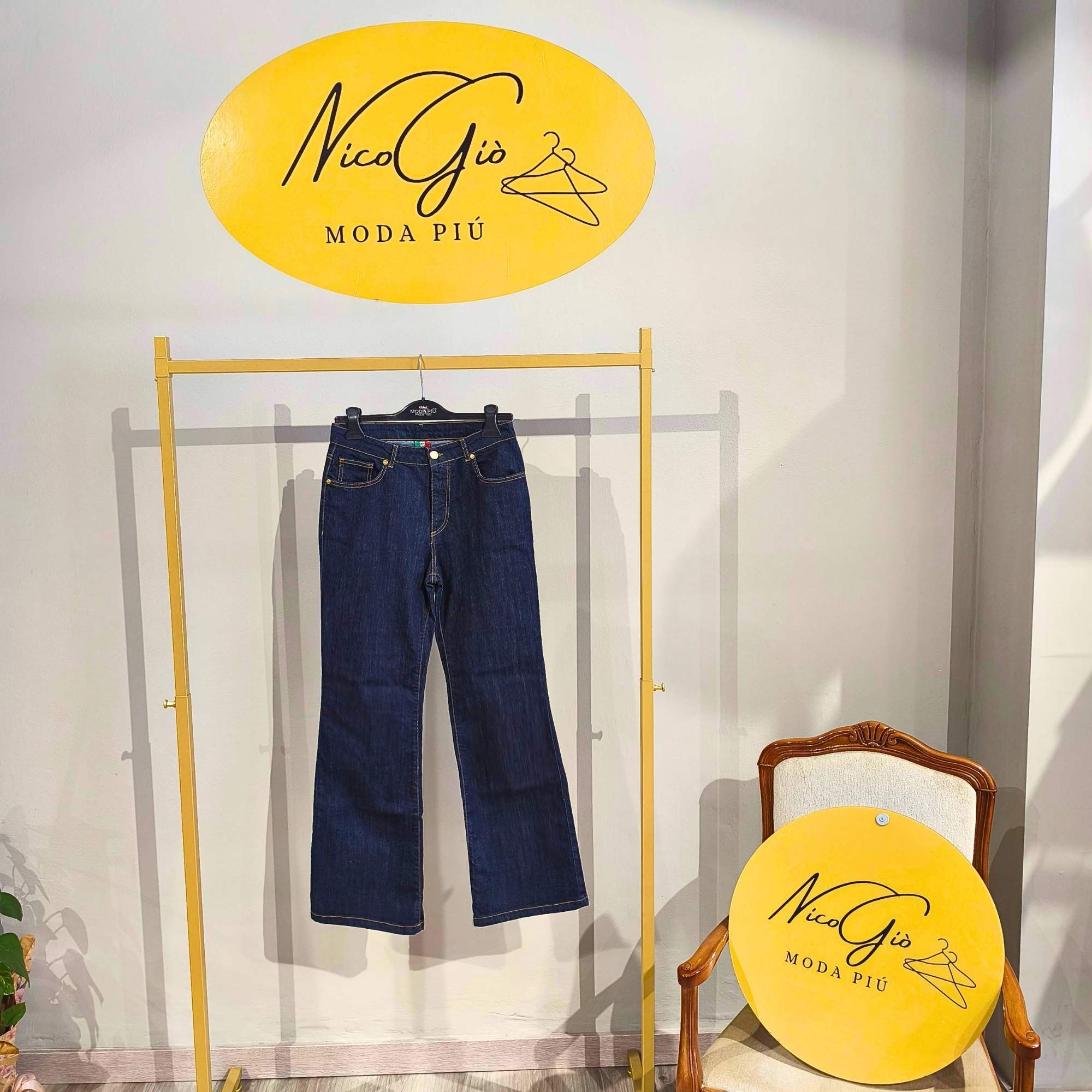 Jeans Lavaggio Scuro Zampa
