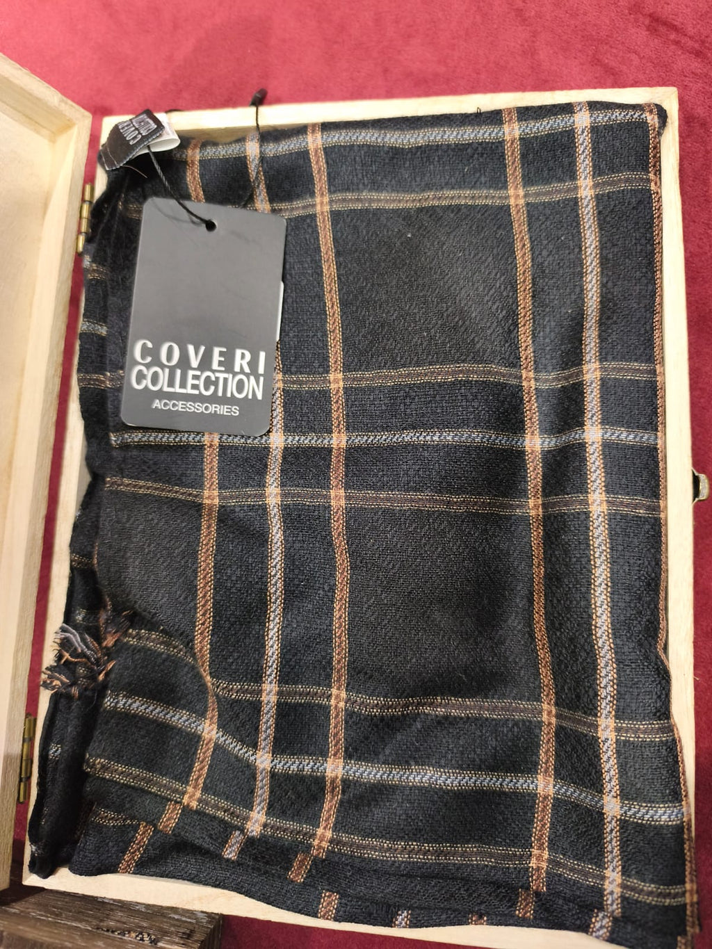 Sciarpa Coveri Collection con cofanetto in legno