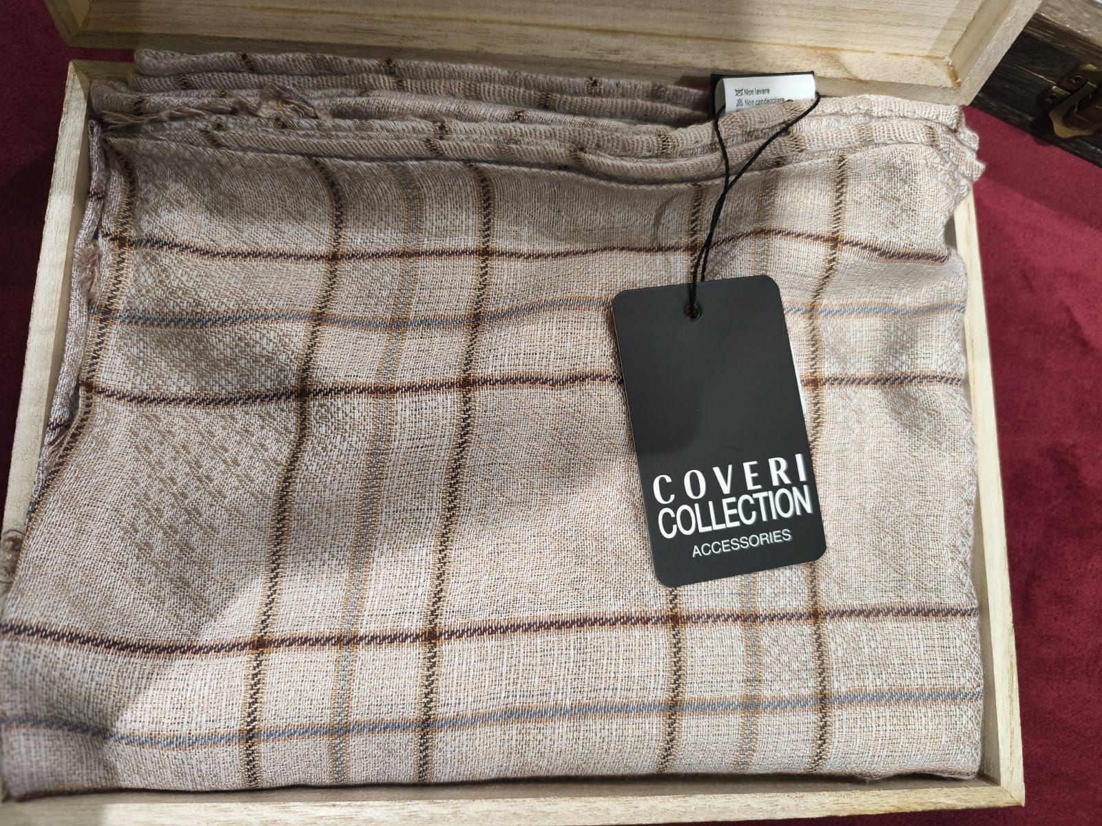 Sciarpa Coveri Collection con cofanetto in legno